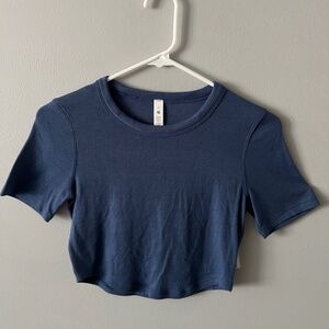 Lululemon Cropped T-Shirt
